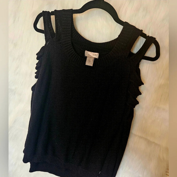 Love 21 Shredded Shoulder Knit Sweater - Picture 2 of 7